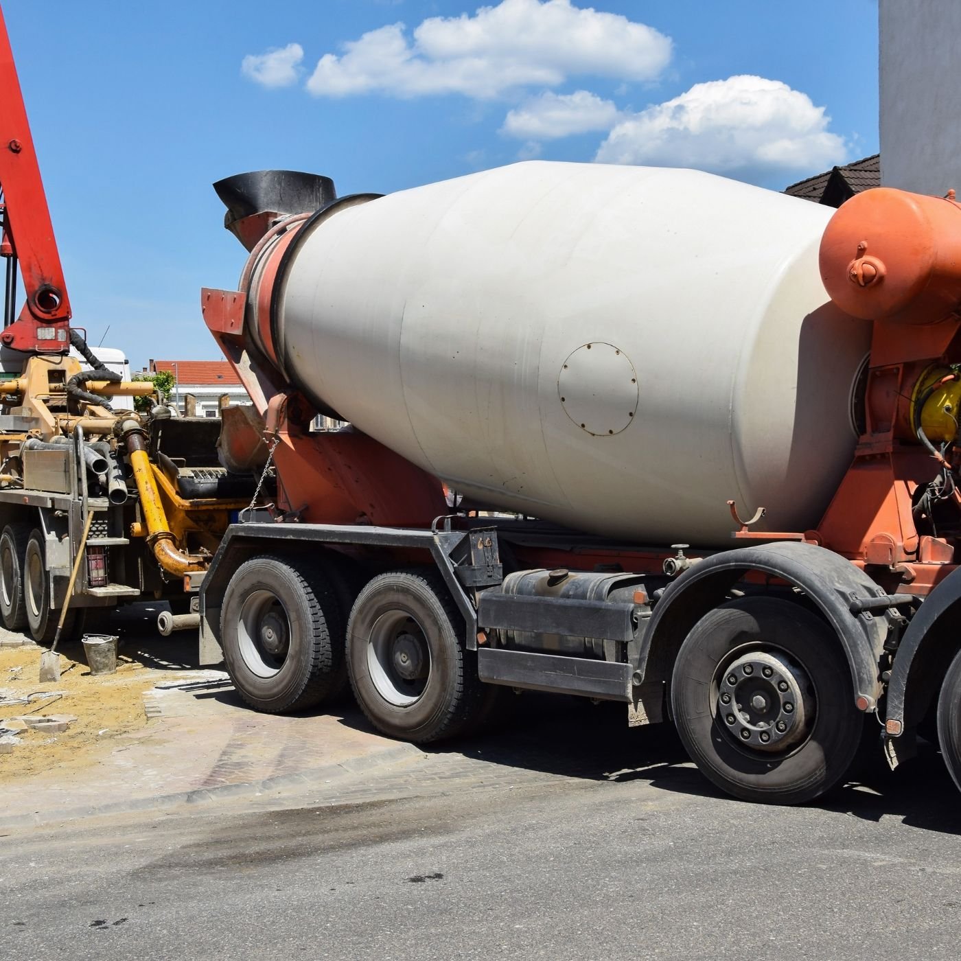 Concreto Aparente: Guia Completo de Vantagens, Cuidados e Acabamentos para Sua Obra 16 185d249797c64eb0af85da8ea7764ee3