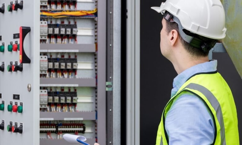 Conheça 49 empresas do ramo Construção de estações e redes de distribuição de energia elétrica no Distrito Federal